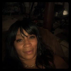 Meet your Posher, Denise